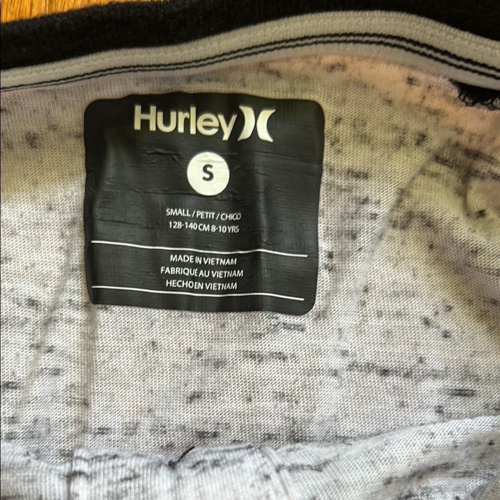 **b2g1** Hurley Black and Gray Long Sleeve Tee - Picture 2 of 4